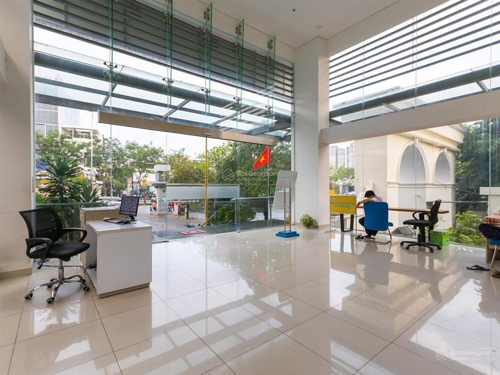Cho thuê văn phòng green pax đường trần não, p. bình an, quận 2. dt 110m2 220m2.  0906 391 ***