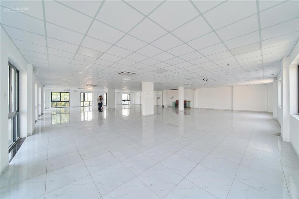 Văn phòng khải hoàn building đường quốc hương, p. an khánh, quận 2. dt 200m2.  0906 391 ***