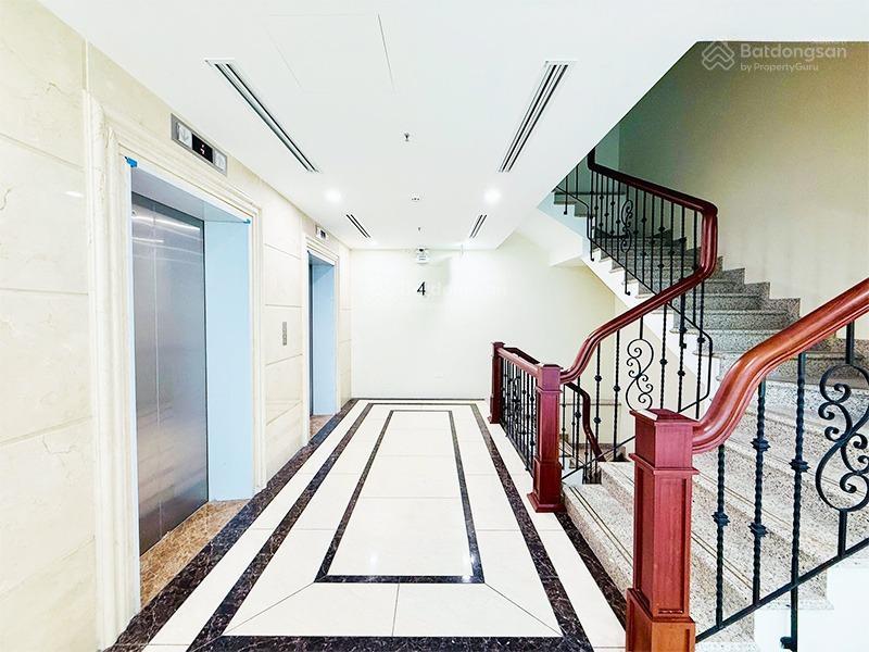 Văn phòng cho thuê tle building đường trường sơn, tân bình. dt 200m2.  0906 391 ***