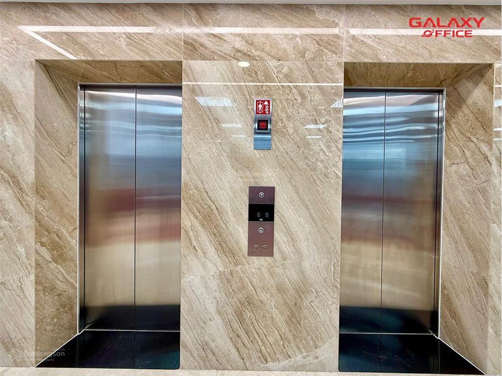 Wings tower văn phòng cho thuê quận 5 đường trần hưng đạo. dt 100m2.  0906 391 ***