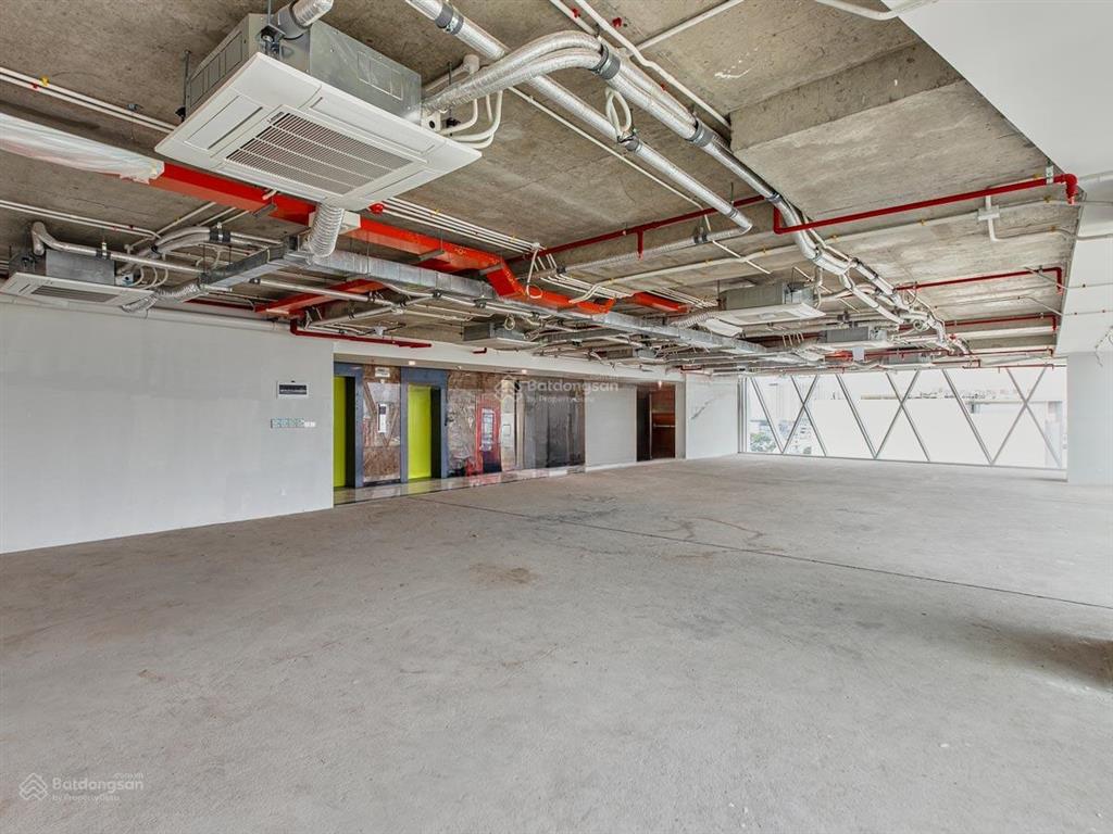 A&t building văn phòng cho thuê đường hai bà trưng, quận 3. dt 225m2.  0906 391 ***