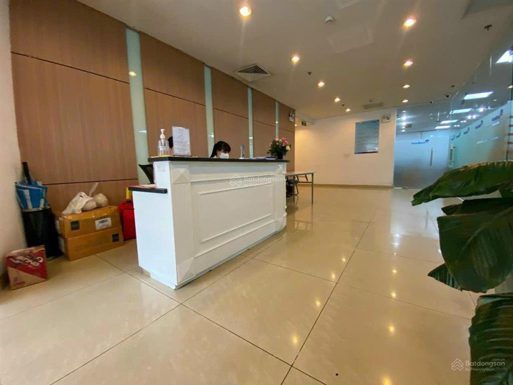 Cho thuê văn phòng vietinbank tower đường hàm nghi, quận 1. dt 300m2.  0906 391 ***