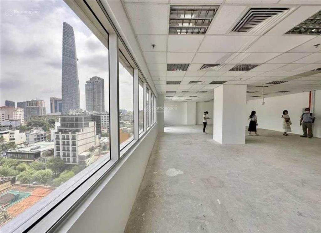 Cho thuê văn phòng saigon centre tower 2 đường lê lợi, quận 1. dt 130m2.  0906 391 ***