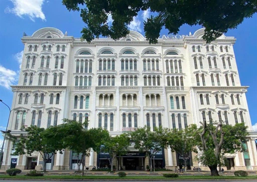 Cho thuê văn phòng quận 7, tòa nhà paragon đường nguyễn lương bằng, dt 200m2.  0906 391 ***
