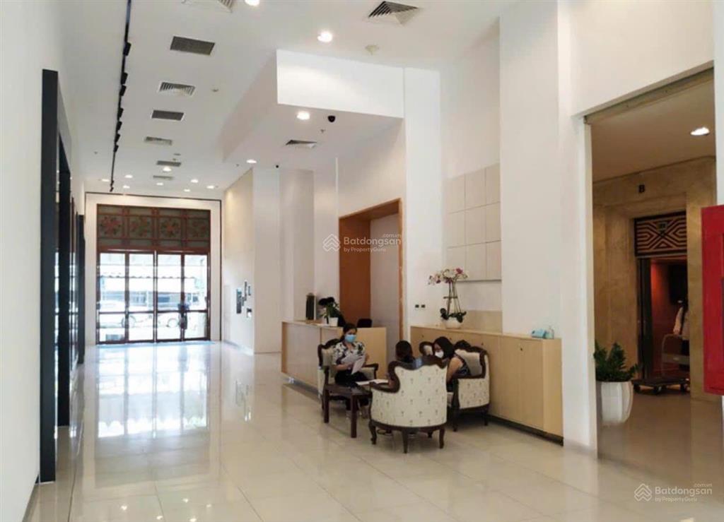 Cho thuê văn phòng quận 7, tòa nhà paragon đường nguyễn lương bằng, dt 200m2.  0906 391 ***