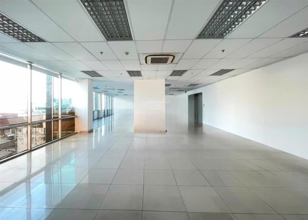Cho thuê văn phòng quận 4, đường tôn đản, copac building. dt 200m2.  0906 391 ***