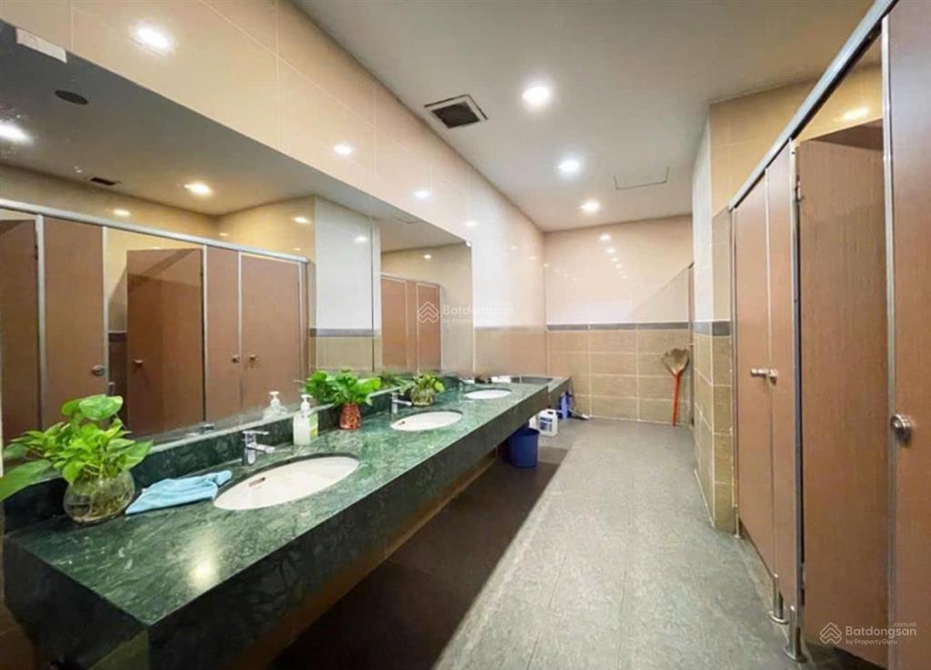 Cho thuê văn phòng quận 4, đường tôn đản, copac building. dt 200m2.  0906 391 ***