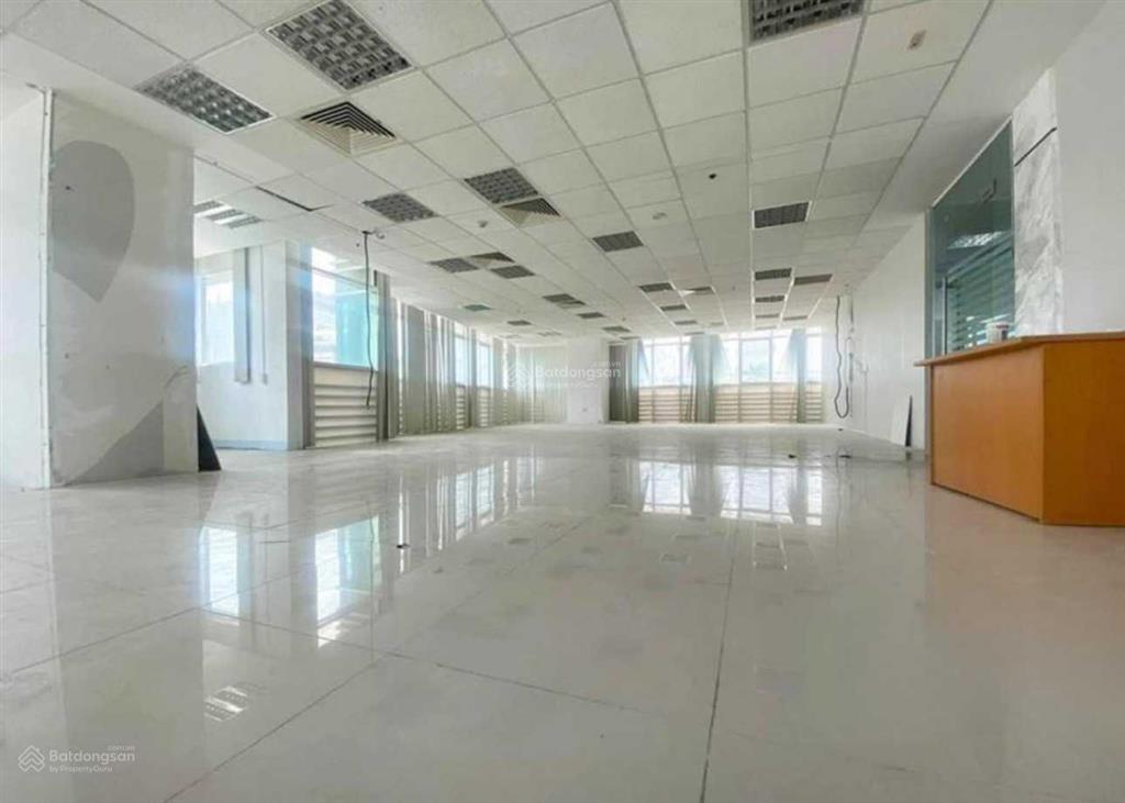 Cho thuê văn phòng phú nhuận, lutaco building đường nguyễn văn trỗi. dt 200m2.  0906 391 ***