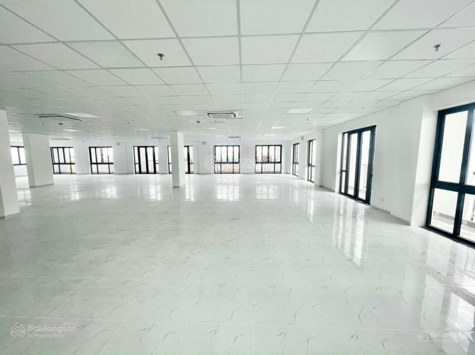 Cho thuê văn phòng hoàng anh safomec đường thành thái, quận 10. dt 200m2.  0906 391 ***