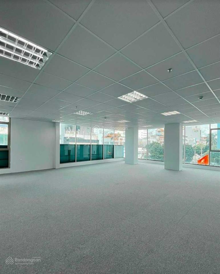 Văn phòng cho thuê waseco building đường phổ quang, tân bình, dt 300m2.  0906 391 *** zalo