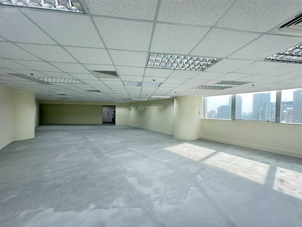 Cho thuê văn phòng saigon trade center đường tôn đức thắng, quận 1, dt 100m2.  0906 391 ***