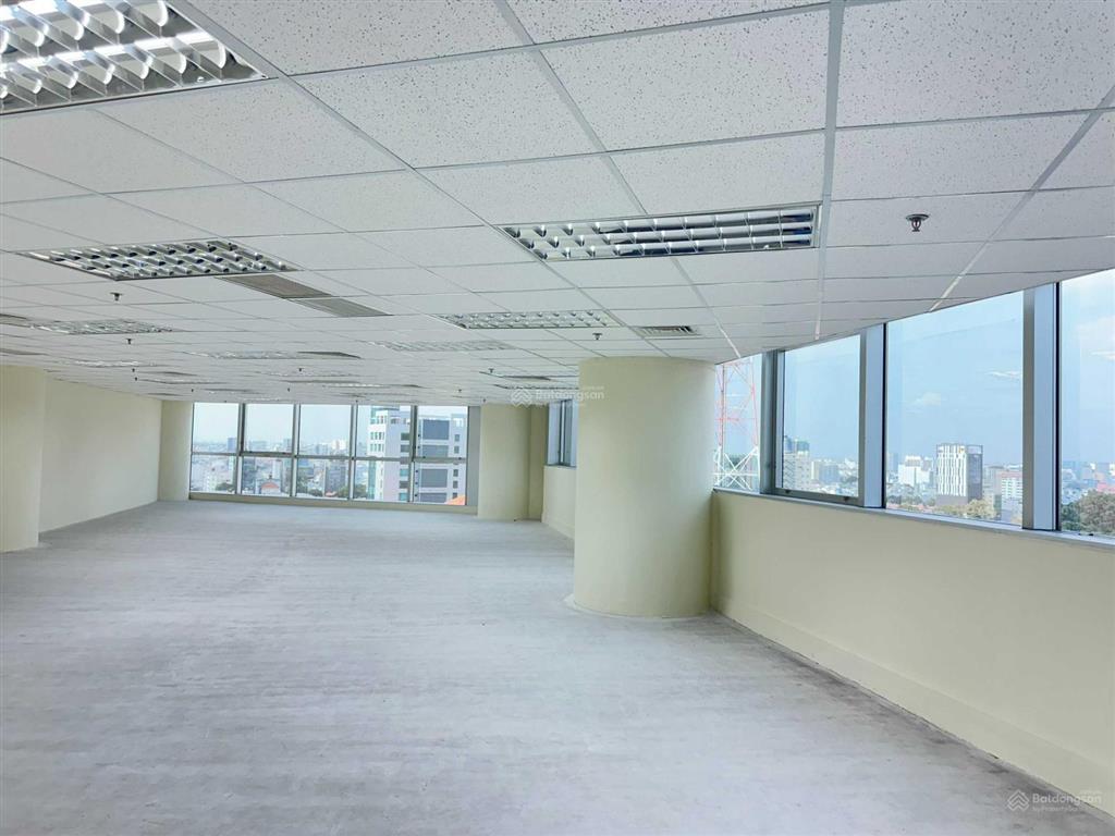 Cho thuê văn phòng saigon trade center đường tôn đức thắng, quận 1, dt 100m2.  0906 391 ***