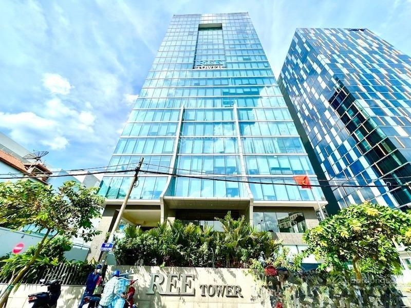 Cho thuê văn phòng, cao ốc ree tower đường đoàn văn bơ, quận 4, dt 200m2.  0906 391 ***