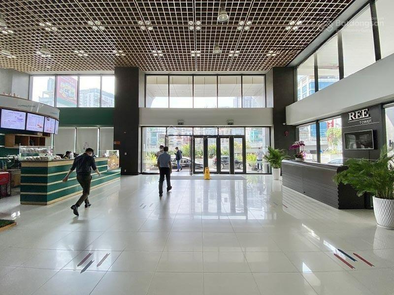 Cho thuê văn phòng, cao ốc ree tower đường đoàn văn bơ, quận 4, dt 200m2.  0906 391 ***