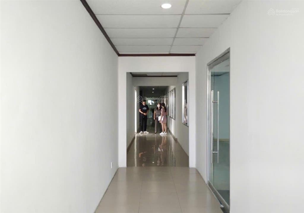 Vov building văn phòng cho thuê quận 1, đường nguyễn thị minh khai, dt 200m2.  0906 391 ***