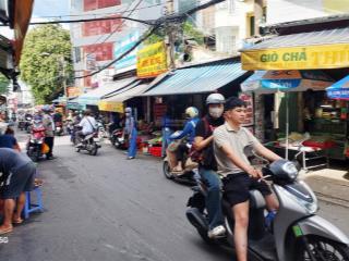 Cho thuê kiốt vị trí đẹp, giá rẻ hơn mọi người tại chợ căn cứ 26. giá 17 triệu/th, dt 28m2,
