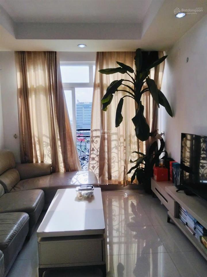 Chính chủ gửi bán cộng hòa plaza  73m2/2pn giá 4.6 tỷ  sổ hồng  0908 879 *** tuấn