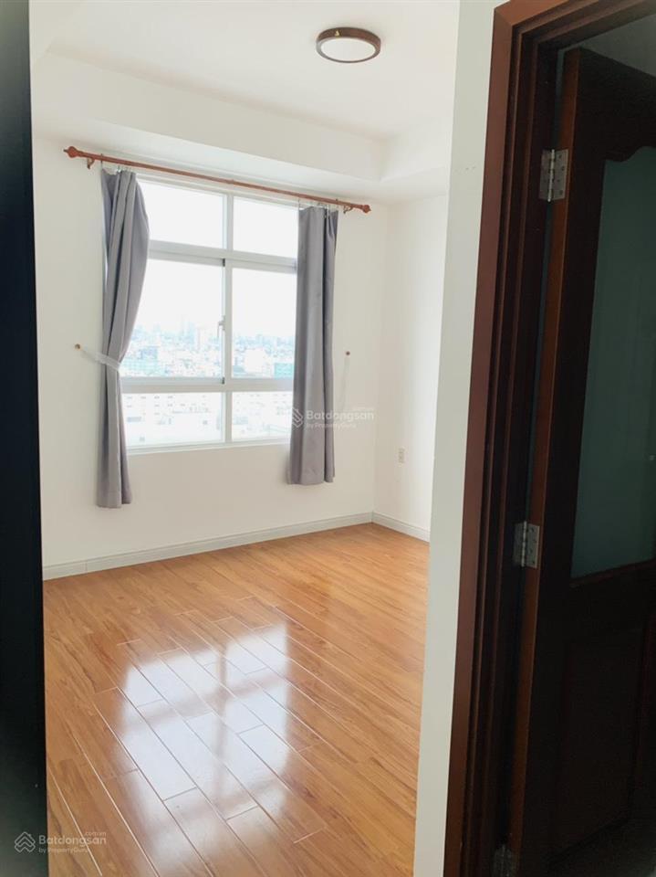 Cho thuê căn hộ cộng hòa plaza  70m2/2pn giá 13 triệu/tháng  0908 879 *** tuấn