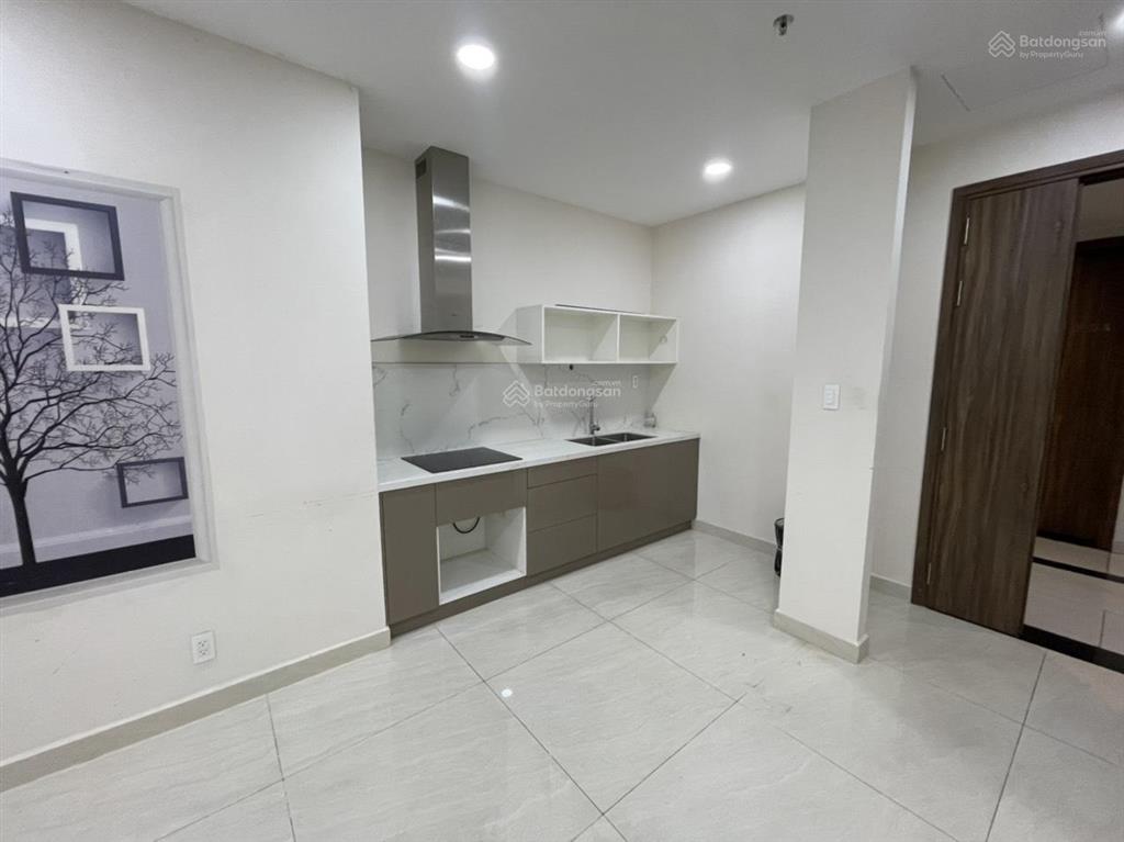 Cho thuê căn hộ park legend 2 phòng ngủ từ 16tr  xem 24/7 (giỏ hàng 5 căn). tel 0942 811 *** tony