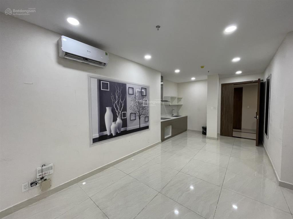 Cho thuê căn hộ park legend 2 phòng ngủ từ 16tr  xem 24/7 (giỏ hàng 5 căn). tel 0942 811 *** tony