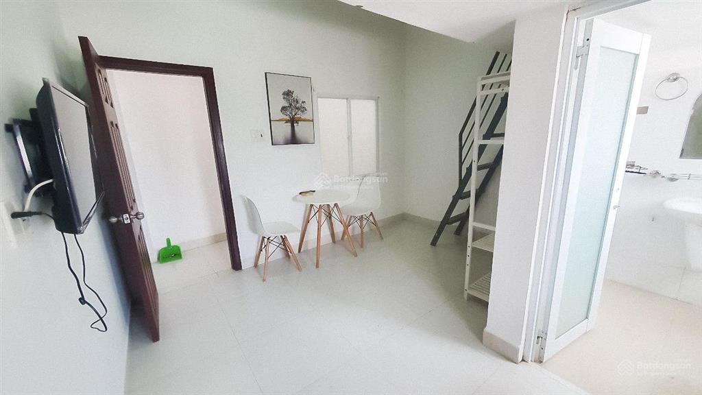 Phòng duplex 20m2  4,7tr, cửa sổ, full nội thất, pccc, thang máy, ngay trần quý cáp q. bình thạnh