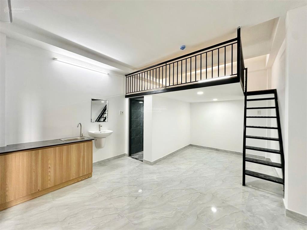 Phòng 20m23tr, gác lửng, máy lạnh, bếp, ban công/cửa sổ, mặt tiền đường ngay gần cv phần mềm q.12