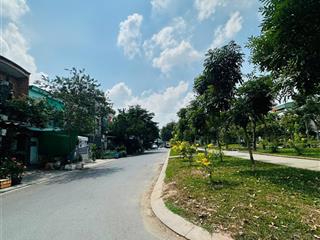 Bán đất ngay công viên đường số 10 p.linh trung đường nhựa 8m thông thoáng vị trí trung tâm thủ đức