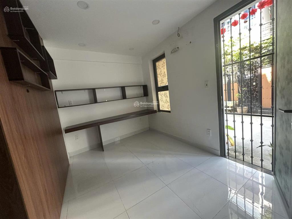 Bán toà chdv sẵn thu nhập khủng 90 triệu/tháng đường xe tải thông ra linh đông ngay phạm văn đồng