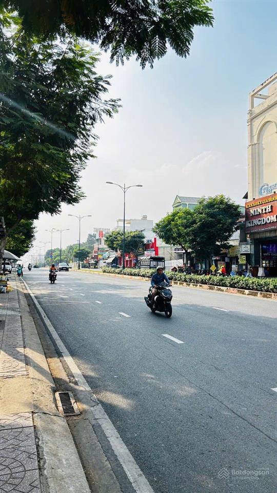 Bán gấp nhà mặt tiền kinh doanh vip nhất quận 9 lê văn việt ngang 16m cực hiếm sẵn thu nhập khủng