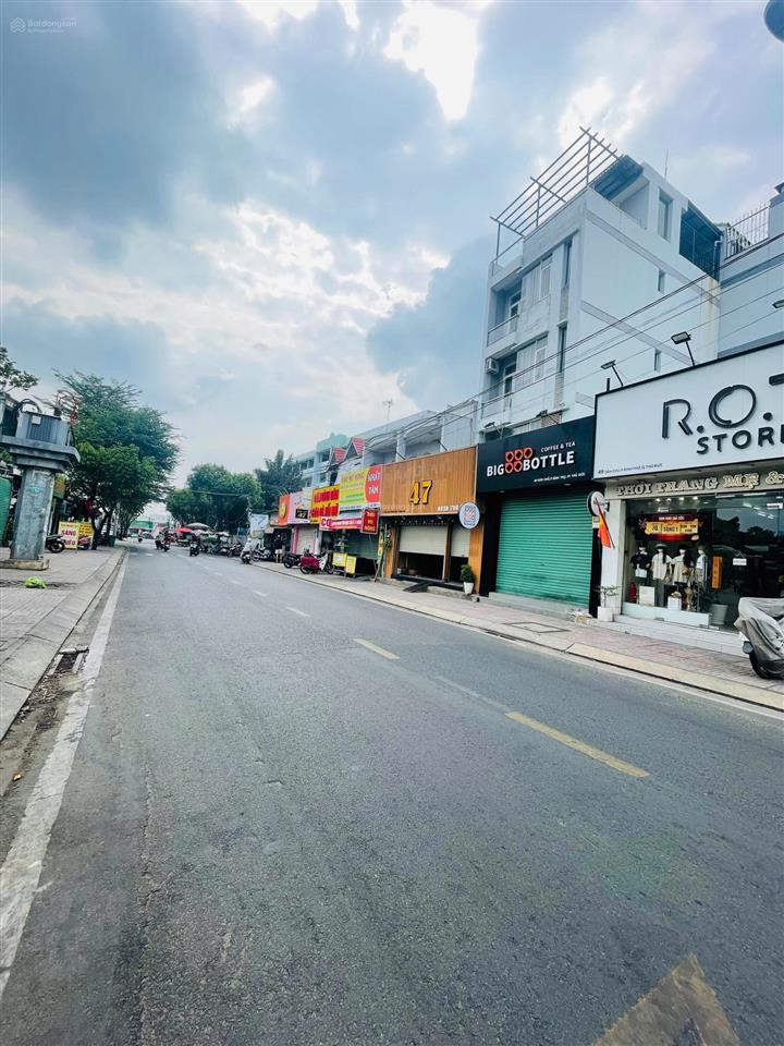 Bán nhà góc 2 mặt tiền bác ái, lương khải siêu ngang 17m cực hiếm giá trung tâm tp.thủ đức 79tr/m2