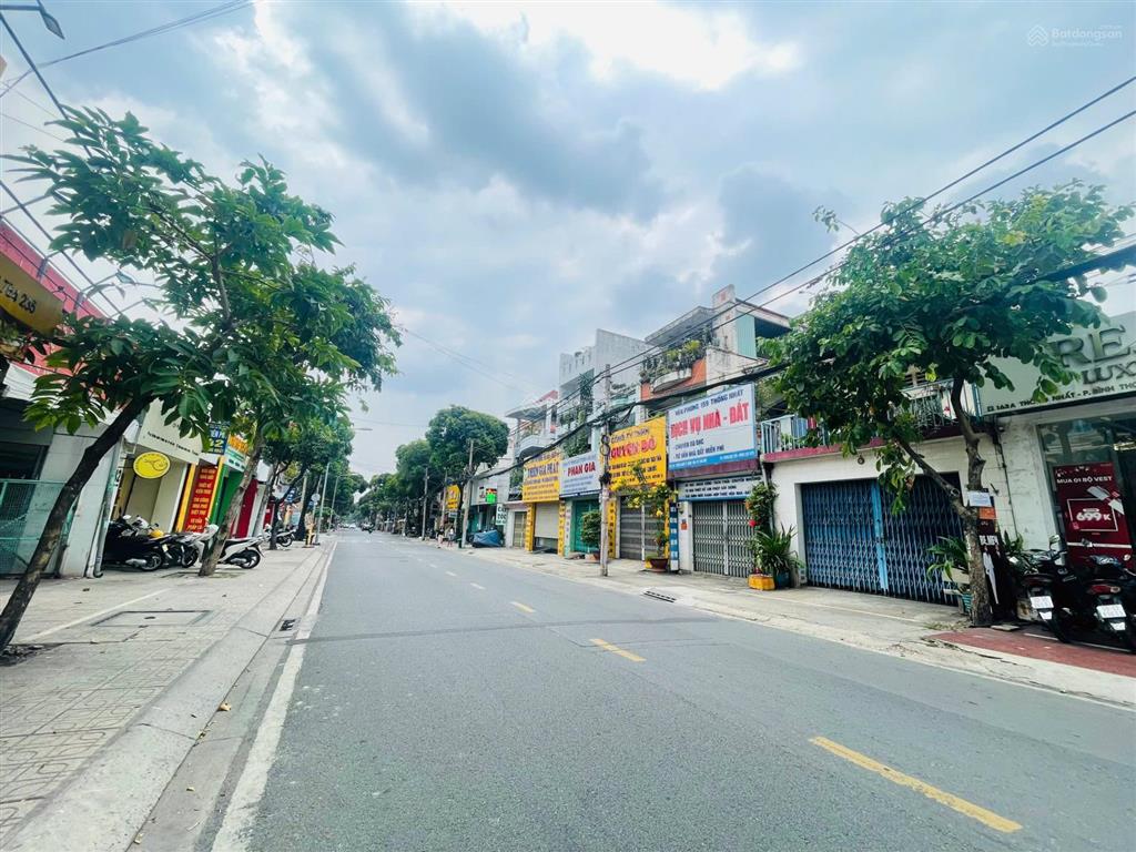 Bán nhà góc 2 mặt tiền bác ái, lương khải siêu ngang 17m cực hiếm giá trung tâm tp.thủ đức 79tr/m2