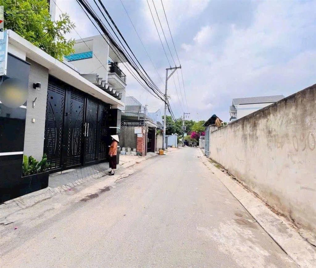 Hiếm  đón đầu vành đai 2 duy nhất 1 lô ngay trung tâm trường thọ dt 123m2 ngang 4.7m giá 8.5tỷ