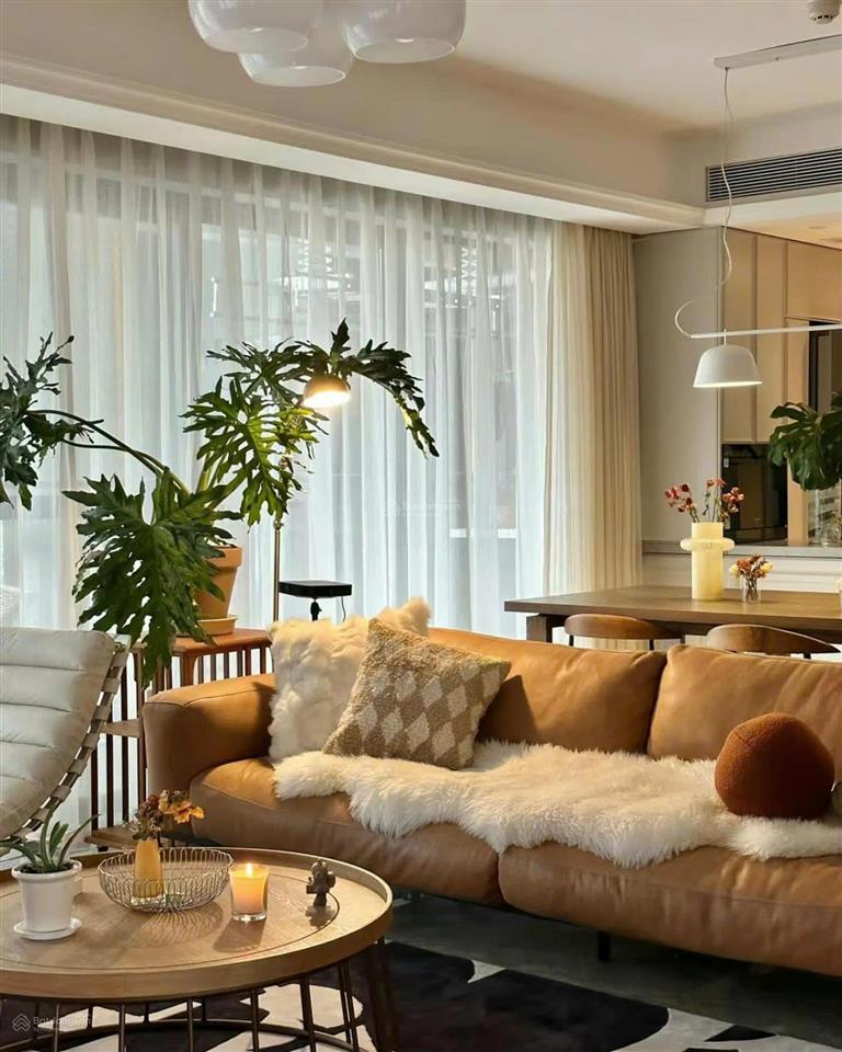 Cho thuê căn hộ 3pn, 3wc, 240m2 giá tốt tại pacific place  0942 033 ***