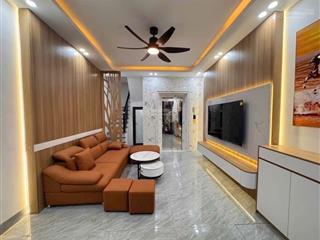 Phân lô kđt xa la thang máy ô tô đỗ cửa full nội thất