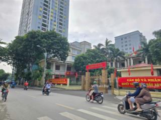Nhà đẹp đường 19/5  văn quán, phân lô 2 mặt ngõ  ô tô vào nhà  full nội thất  57m  12,5 tỷ