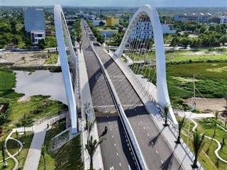 Biệt thự mặt sông cổ cò 37,5tr/m ngang 10m dài 18m phía sau có đất cây xanh vị trí đẹp gần cầu