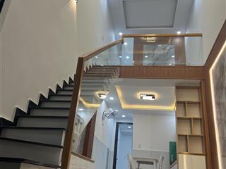 Bán nhà sổ hồng riêng hỗ trợ bank. nhà 2pn + phòng sinh hoạt chung 48m2, tiện ích đầy đủ
