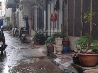 Bán nhà đồng đen tân bình khu bàu cát sổ vuông chính chủ lâu năm giá 3,95 tỷ.