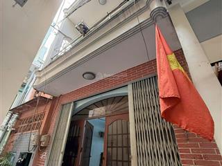 Nhà cho thuê lạc long quân tân bình 50m2 với 4 phòng ngủ gần mặt tiền giá 10 triệu/ tháng.