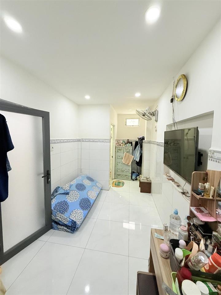 Giảm giá 1 tỷ bán nhà 129m2( 4,2 x23)m2 trần mai ninh tân bình giá 8,1 tỷ.