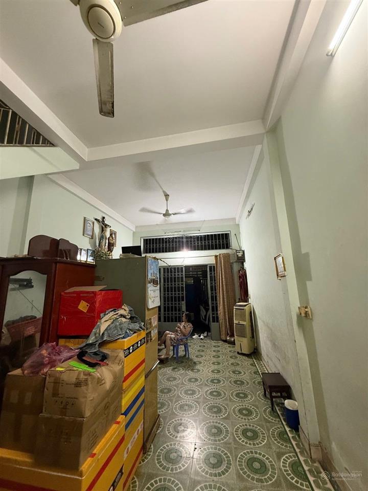 Giảm giá 1 tỷ bán nhà 129m2( 4,2 x23)m2 trần mai ninh tân bình giá 8,1 tỷ.