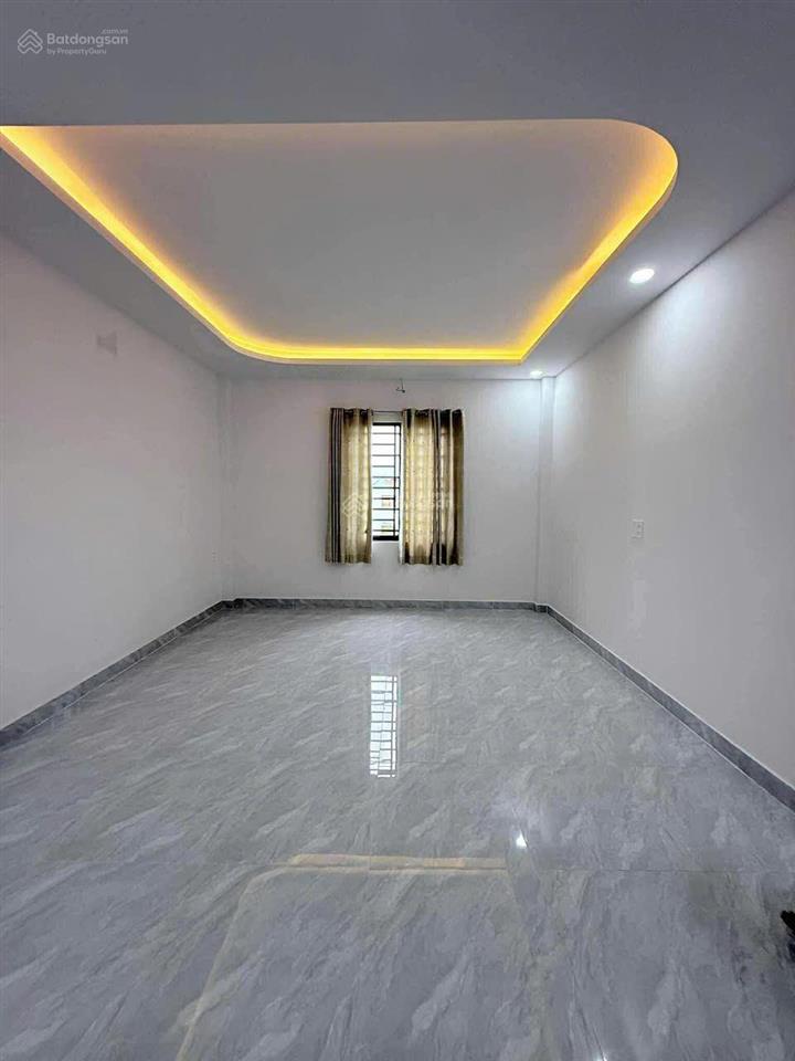 Căn hộ dịch vụ 6 tầng + thang máy+ đường rộng 8m nguyễn sơn tân phú nhỉnh 11 tỷ.