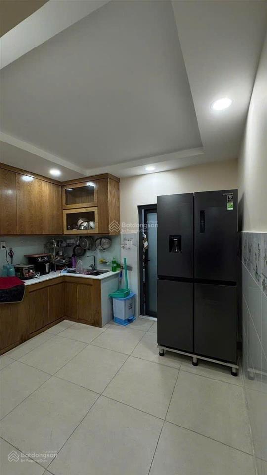 Kẹt tiền bán nhà nguyễn sơn tân phú gần 40m2  3pn còn mới  nhỉnh 4 tỷ.