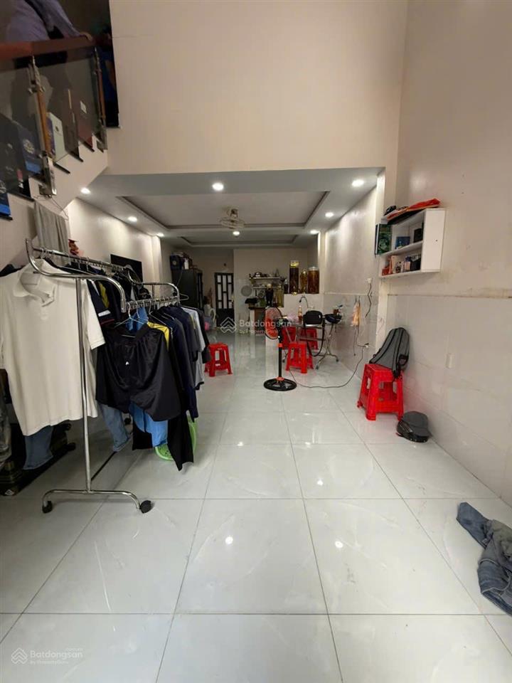 Bán nhà 46m2 hxh âu cơ phường 10 tân bình cạnh khu bàu cát giá 4,9 tỷ.