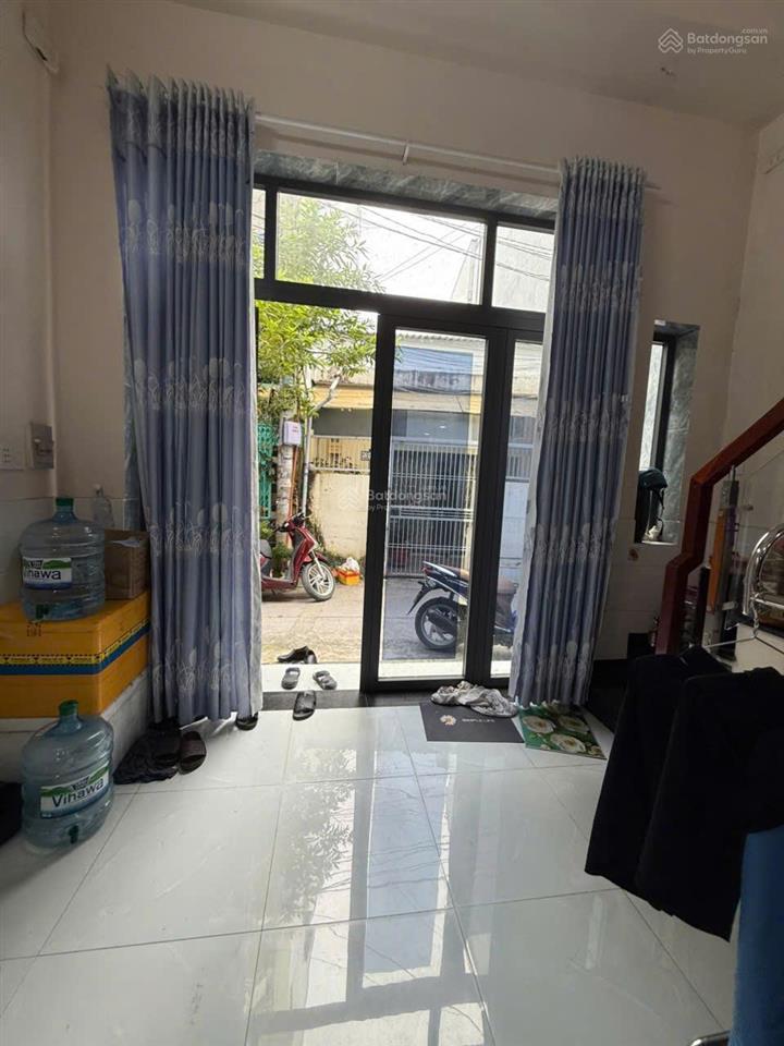 Bán nhà 46m2 hxh âu cơ phường 10 tân bình cạnh khu bàu cát giá 4,9 tỷ.