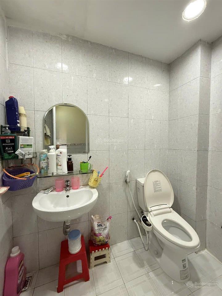 Bán nhà 46m2 hxh âu cơ phường 10 tân bình cạnh khu bàu cát giá 4,9 tỷ.