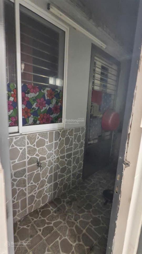 Bán nhà 46m2 hxh âu cơ phường 10 tân bình cạnh khu bàu cát giá 4,9 tỷ.