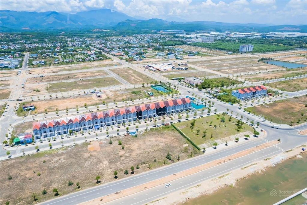 Vịnh an hòa  trục lê thanh nghị lô liền kề đẹp trong dự án chỉ 1,7x tỷ