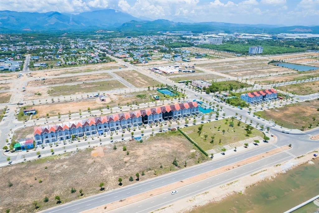 Vịnh an hòa  chính chủ cần bán lô đất sát thị trấn dt 171m giá 1,47 tỷ