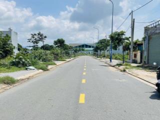 Mặt tiền trần bình trọng phước hải tp hcm.
dt 100m2 full thổ 5x20 hướng tây bắc.
